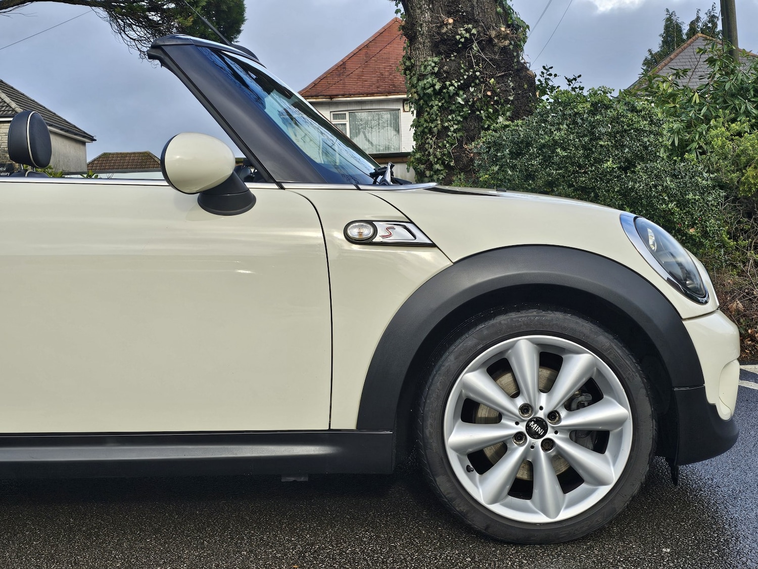 Used MINI Convertible 2012 for sale - 77465640: Photo 9