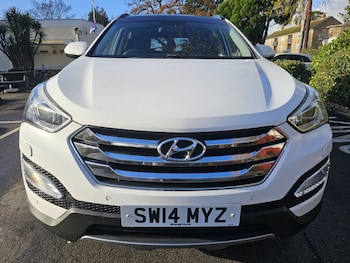 Used Hyundai Santa Fe 2014 for sale - 76799293: Photo