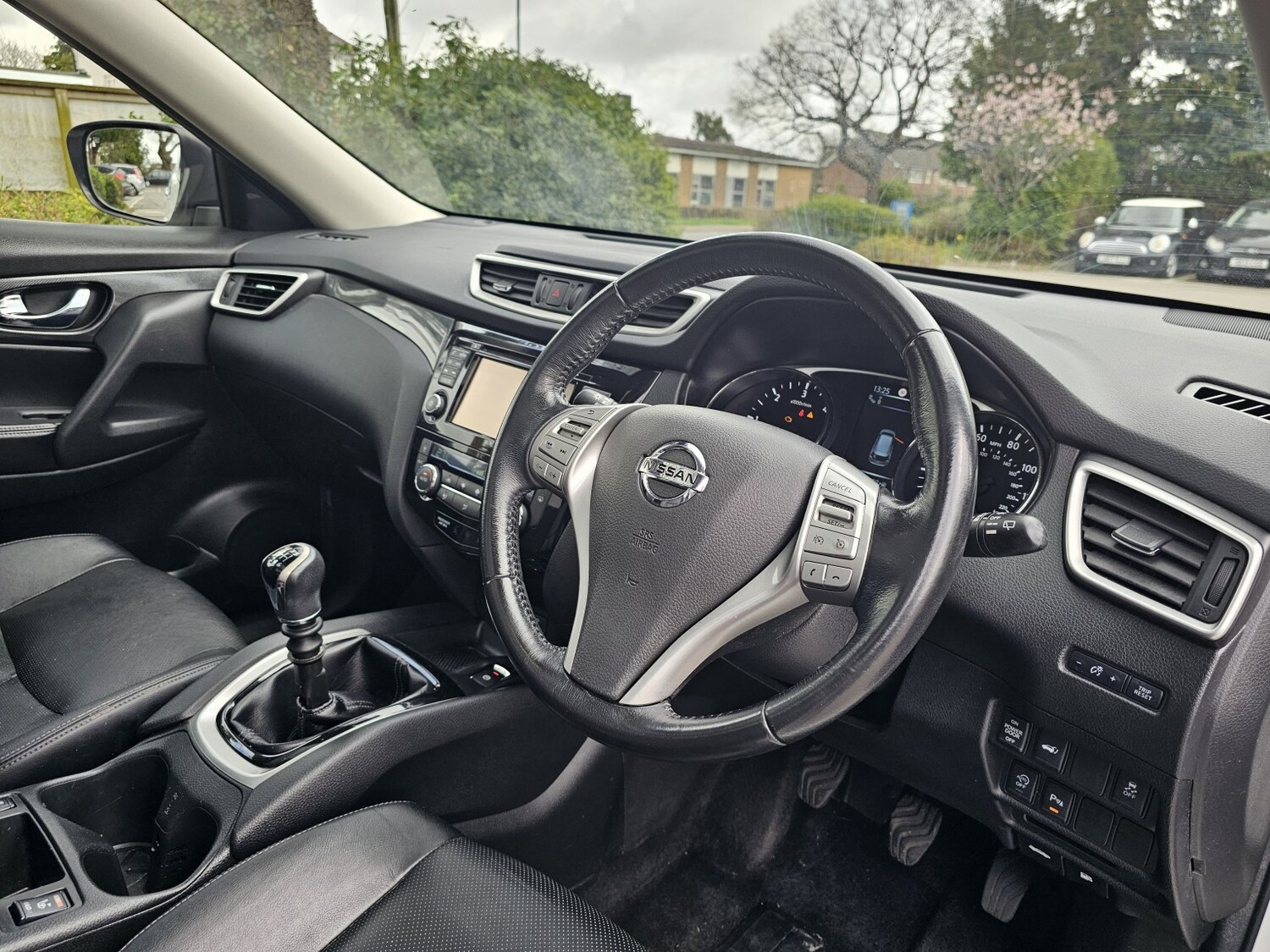 Used Nissan X-Trail 2015 for sale - 77954063: Photo 12