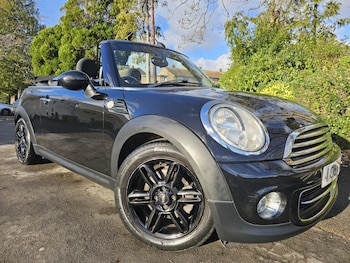 Used MINI Convertible 2015 for sale - 77080752: Photo