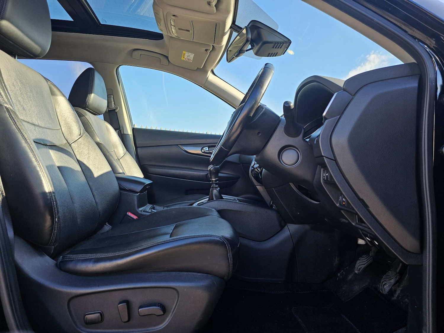 Used Nissan X-Trail 2015 for sale - 77558576: Photo 15