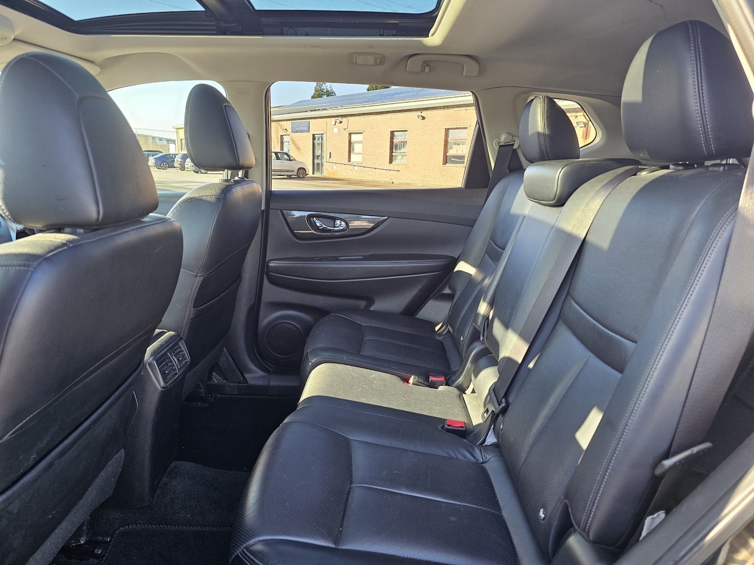 Used Nissan X-Trail 2015 for sale - 77558576: Photo 18