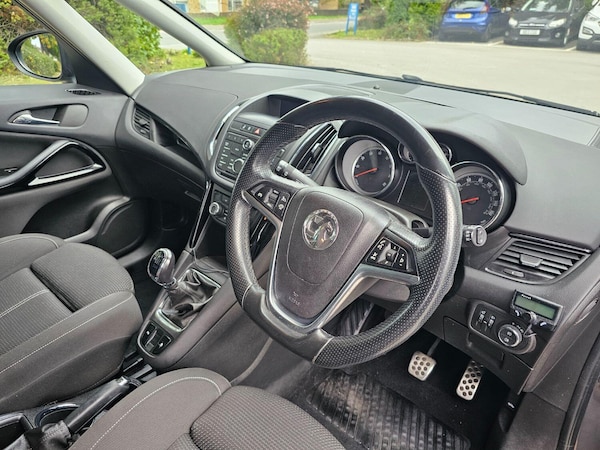 Used Vauxhall Zafira Tourer 2015 for sale - 76242887: Photo 11