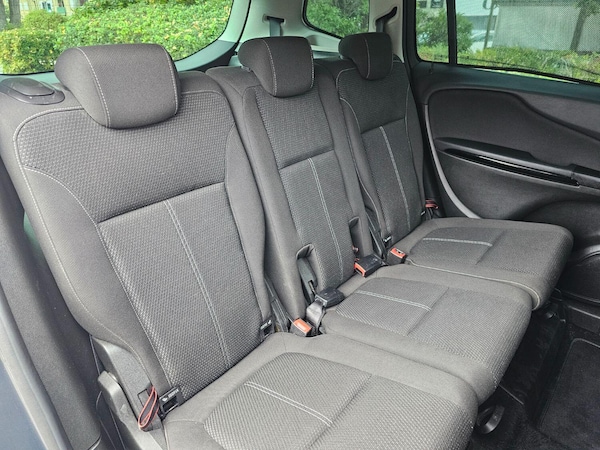 Used Vauxhall Zafira Tourer 2015 for sale - 76242887: Photo 18