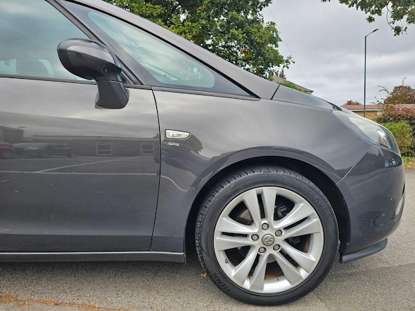 Used Vauxhall Zafira Tourer 2015 for sale - 76242887: Photo 21
