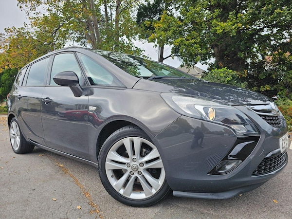 Used Vauxhall Zafira Tourer 2015 for sale - 76242887: Photo 2