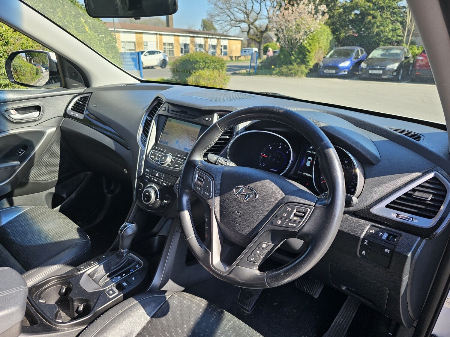 Used Hyundai Santa Fe 2014 for sale - 77954003: Photo 9