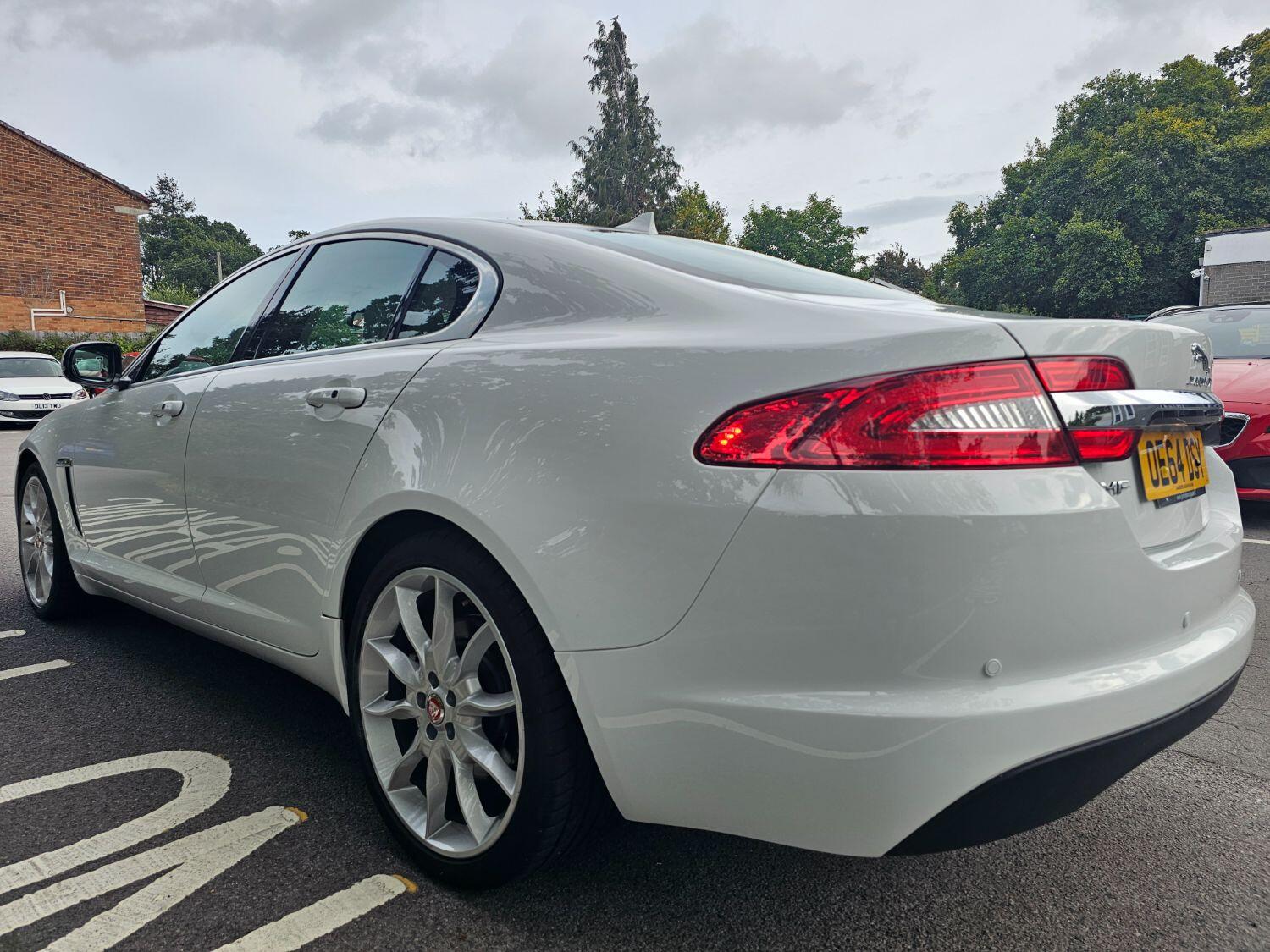 Used Jaguar XF 2014 for sale - 76794622: Photo 10