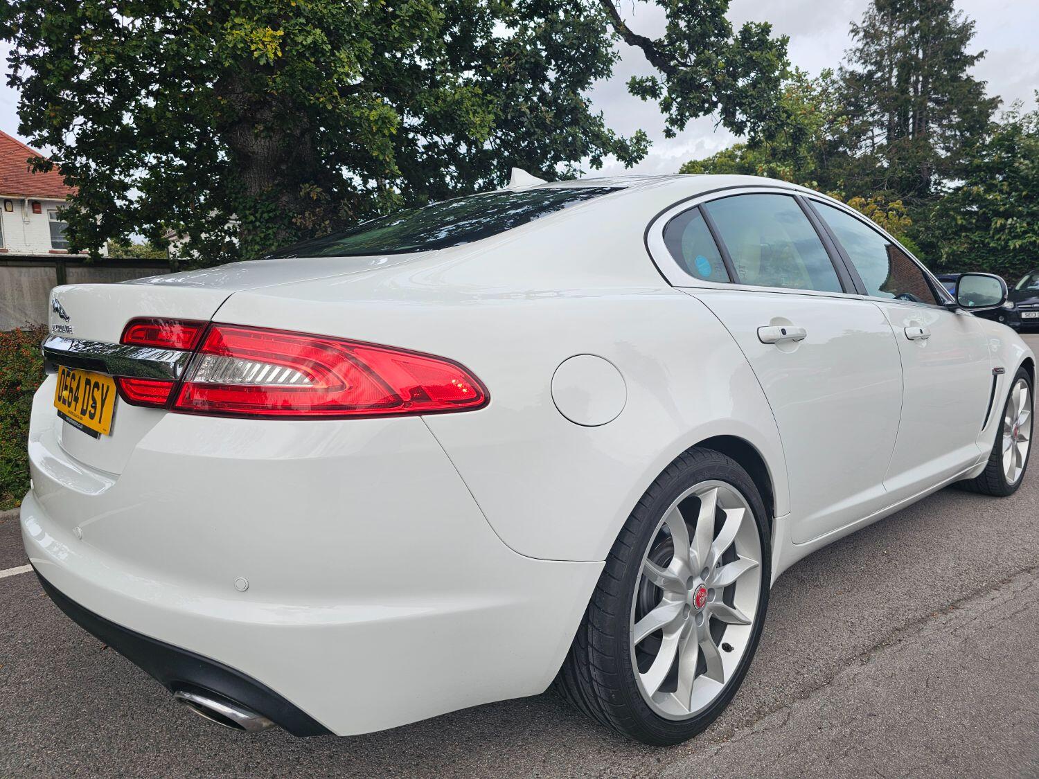 Used Jaguar XF 2014 for sale - 76794622: Photo 13