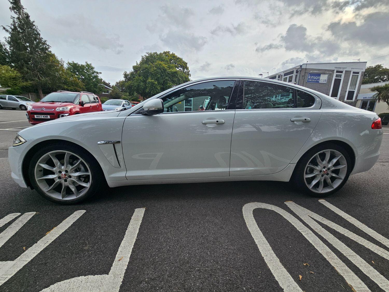 Used Jaguar XF 2014 for sale - 76794622: Photo 14