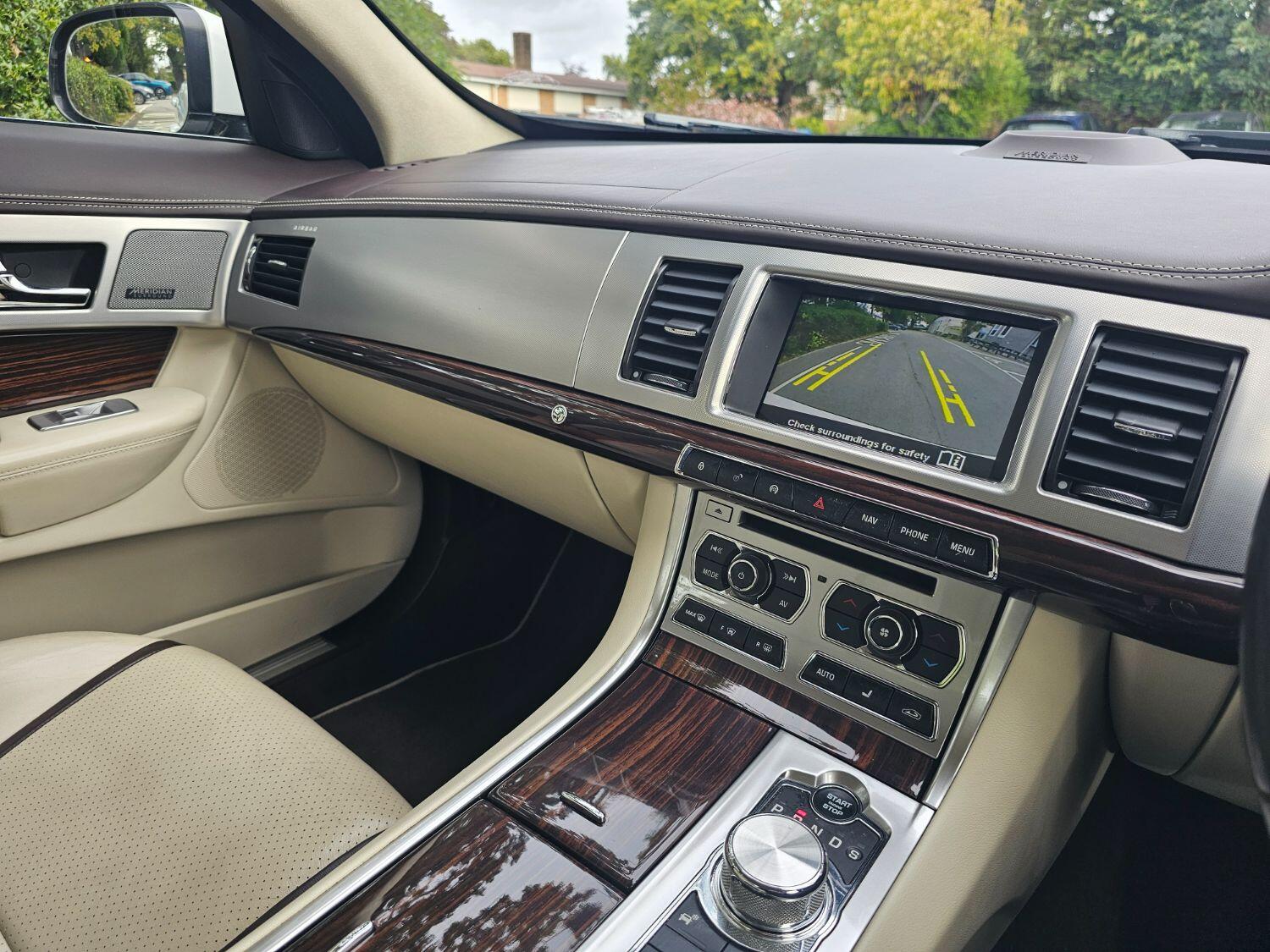 Used Jaguar XF 2014 for sale - 76794622: Photo 22