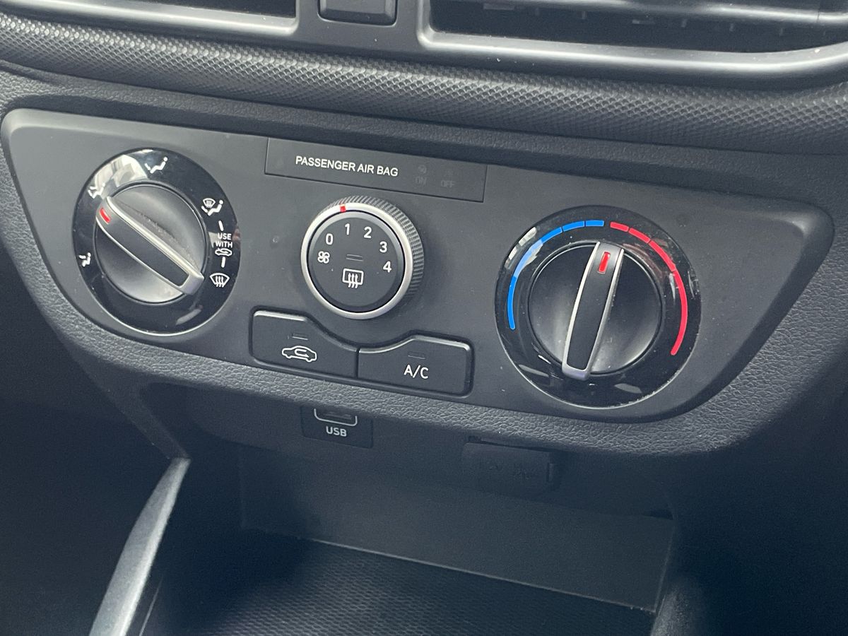 Used Hyundai i10 2022 for sale - 77098955: Photo 16