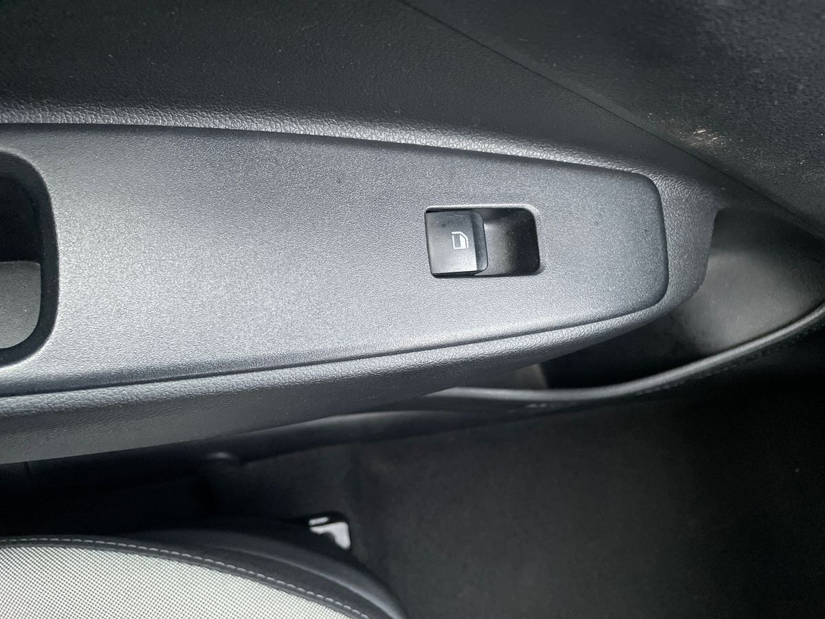 Used Hyundai i10 2022 for sale - 77098955: Photo 36