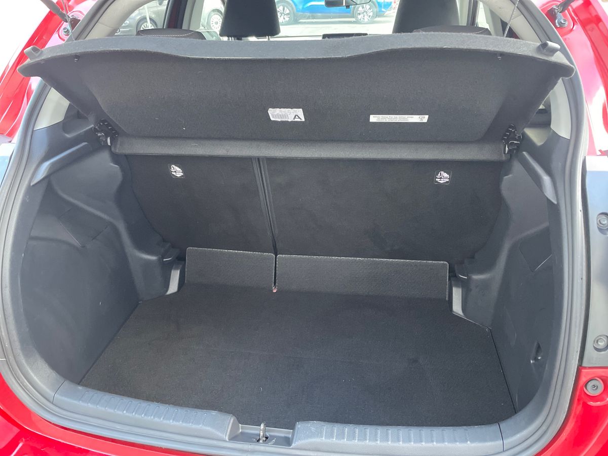 Used Toyota Yaris 2022 for sale - 76804121: Photo 25