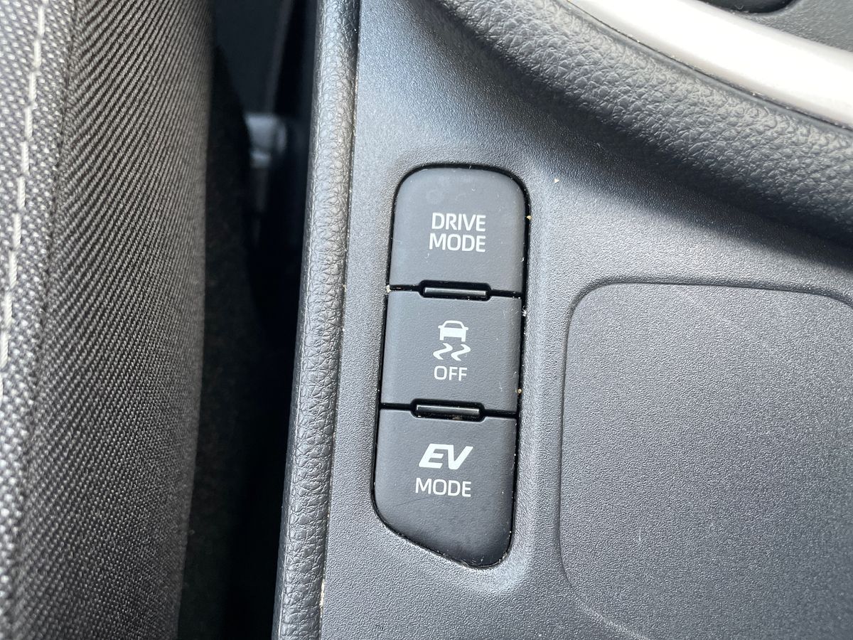 Used Toyota Yaris 2022 for sale - 76804121: Photo 29