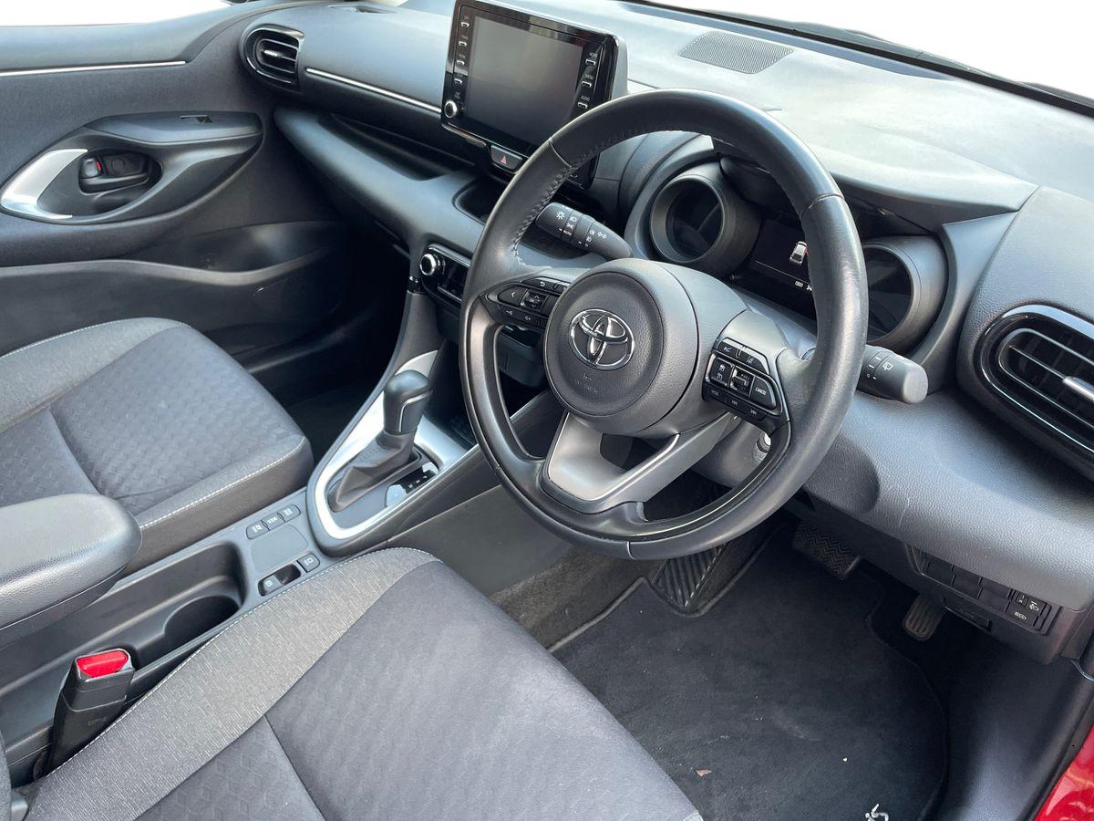 Used Toyota Yaris 2022 for sale - 76804121: Photo 3