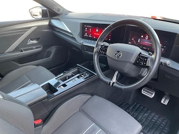 Used Vauxhall Astra 2023 for sale - 78087805: Photo