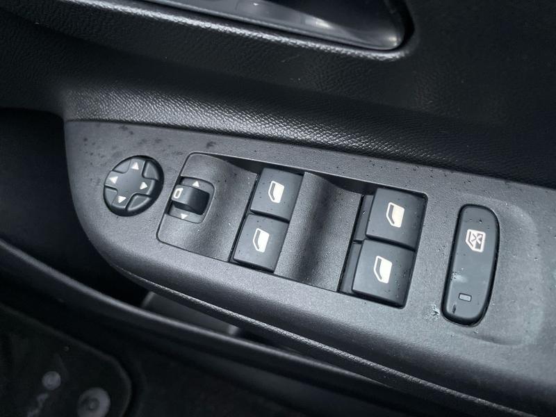 Used Vauxhall Corsa 2021 for sale - 77901177: Photo 17