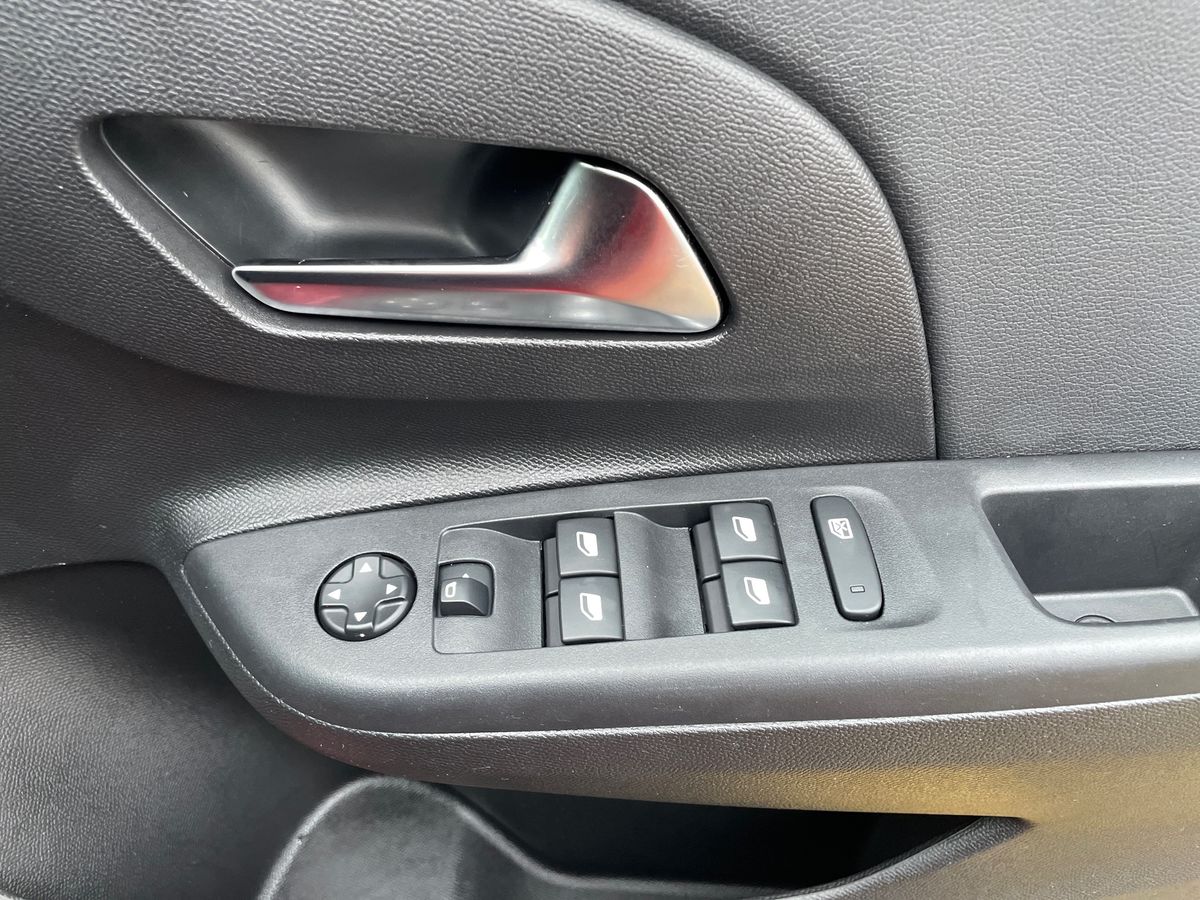 Used Vauxhall Corsa 2023 for sale - 77087550: Photo 17