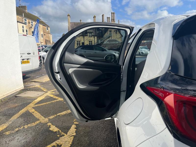 Used Toyota Yaris for sale - 77901174: Photo 33