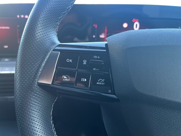Used Vauxhall Astra 2022 for sale - 76079391: Photo 22