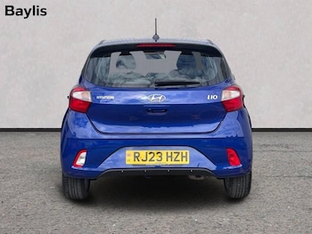 Used Hyundai i10 2023 for sale - 78805104: Photo