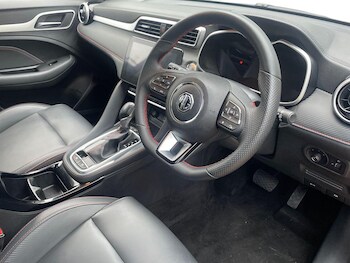 Used MG MG ZS 2024 for sale - 77307600: Photo