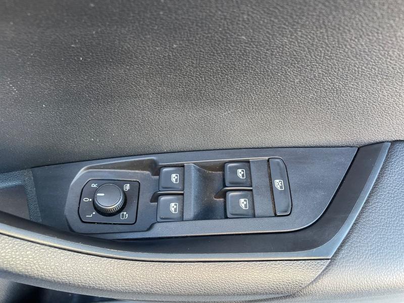 Used Skoda Karoq 2021 for sale - 77935015: Photo 17