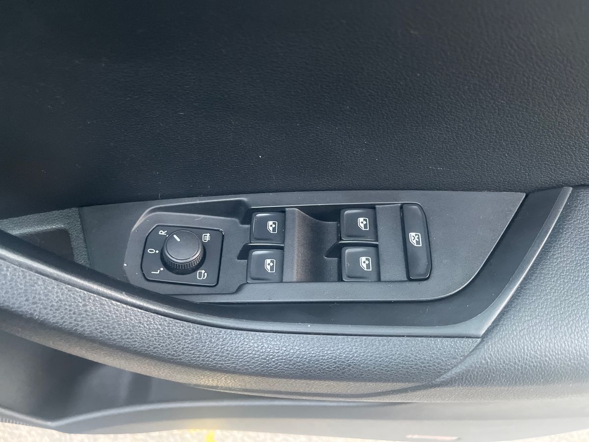 Used Skoda Karoq 2021 for sale - 76580259: Photo 17