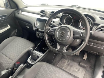 Used Suzuki Swift 2020 for sale - 78596904: Photo