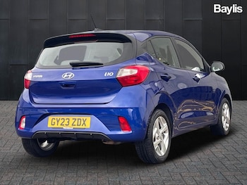 Used Hyundai i10 2023 for sale - 76074300: Photo