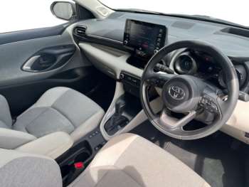 Used Toyota Yaris 2021 for sale - 74755820: Photo