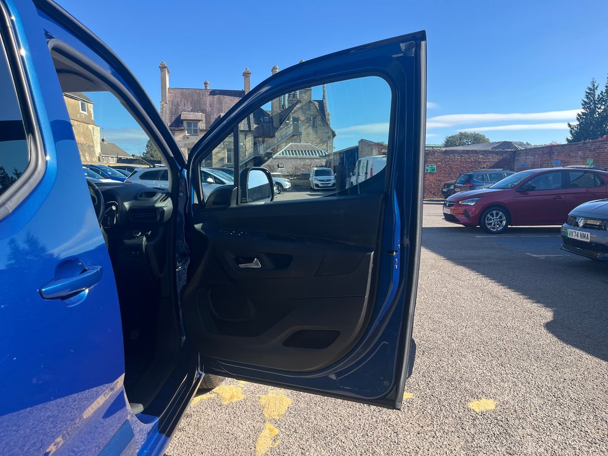 Used Vauxhall Combo Life 2020 for sale - 76130453: Photo 29