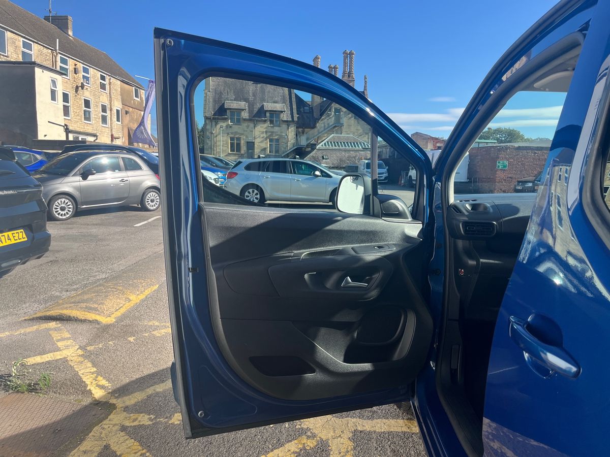 Used Vauxhall Combo Life 2020 for sale - 76130453: Photo 34