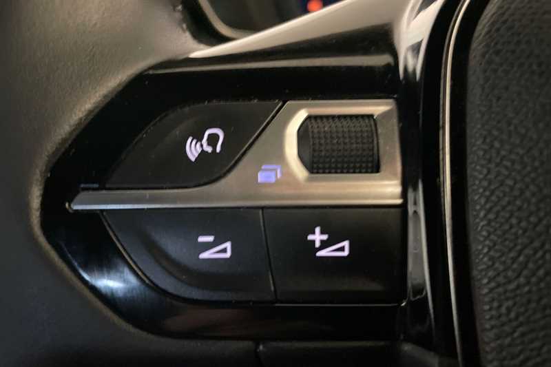 Used Peugeot 2008 2025 for sale - 76420580: Photo 21