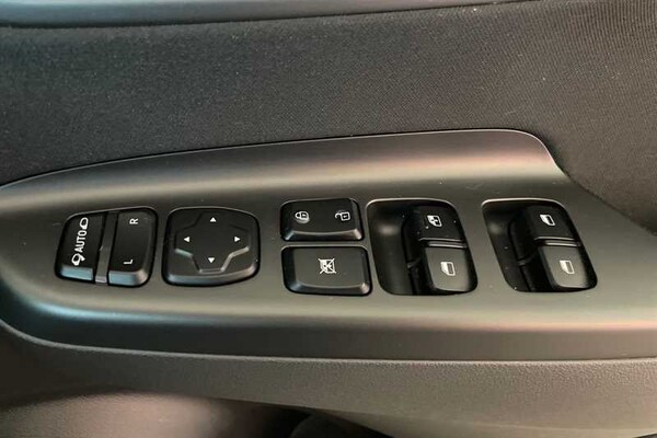 Used Hyundai KONA 2022 for sale - 76044685: Photo 16