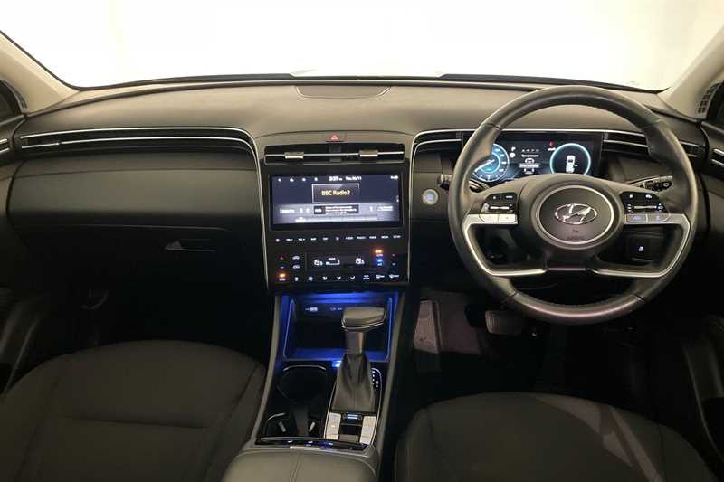 Used Hyundai TUCSON 2022 for sale - 76501632: Photo 2