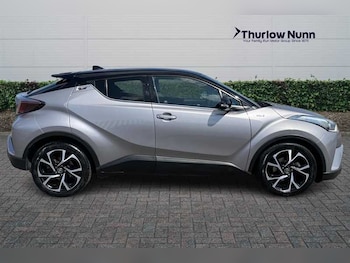 Used Toyota C-HR 2017 for sale - 79401965: Photo