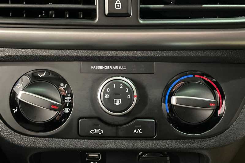 Used Hyundai i10 2020 for sale - 77471332: Photo 15