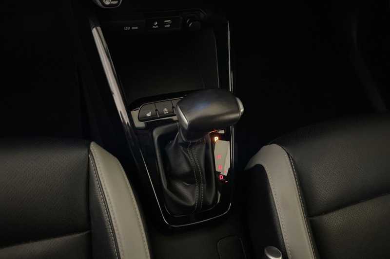 Used Kia Stonic 2020 for sale - 77471799: Photo 16