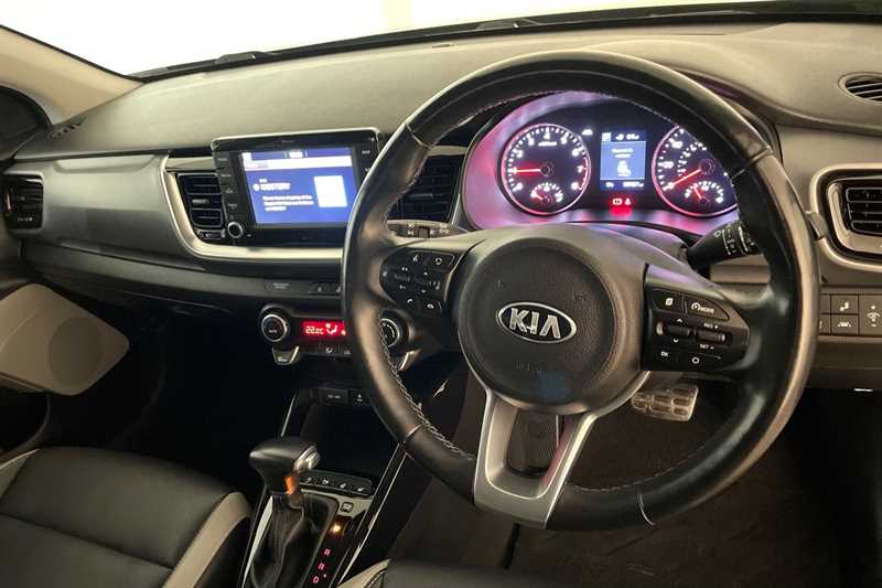 Used Kia Stonic 2020 for sale - 77471799: Photo 2