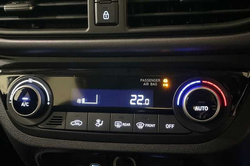 Used Hyundai i10 2024 for sale - 77471150: Photo 15