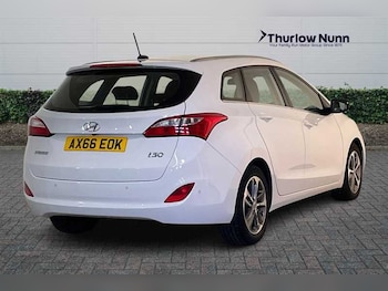 Used Hyundai i30 2017 for sale - 78051317: Photo