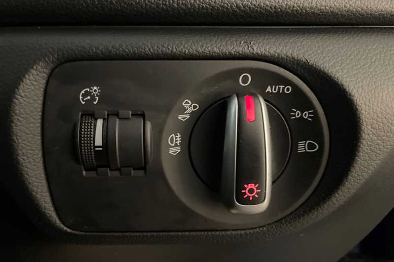 Used Audi Q3 2016 for sale - 76788535: Photo 25