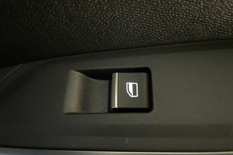 Used Peugeot 3008 2024 for sale - 76705779: Photo 39