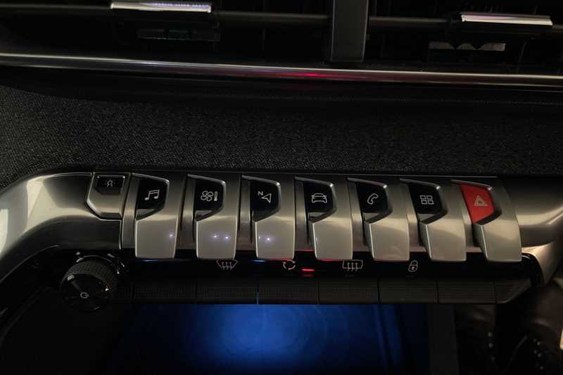 Used Peugeot 5008 2018 for sale - 77740213: Photo 29