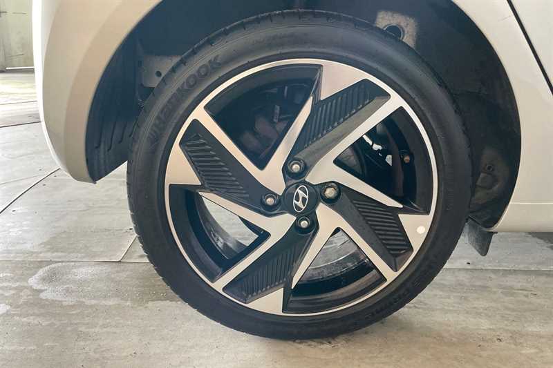 Used Hyundai i10 2023 for sale - 76096126: Photo 11