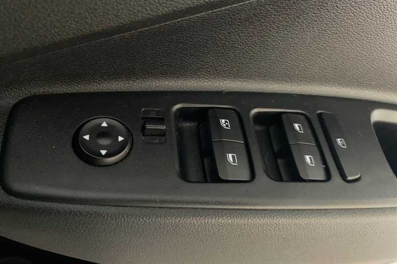Used Hyundai i10 2023 for sale - 76096126: Photo 18