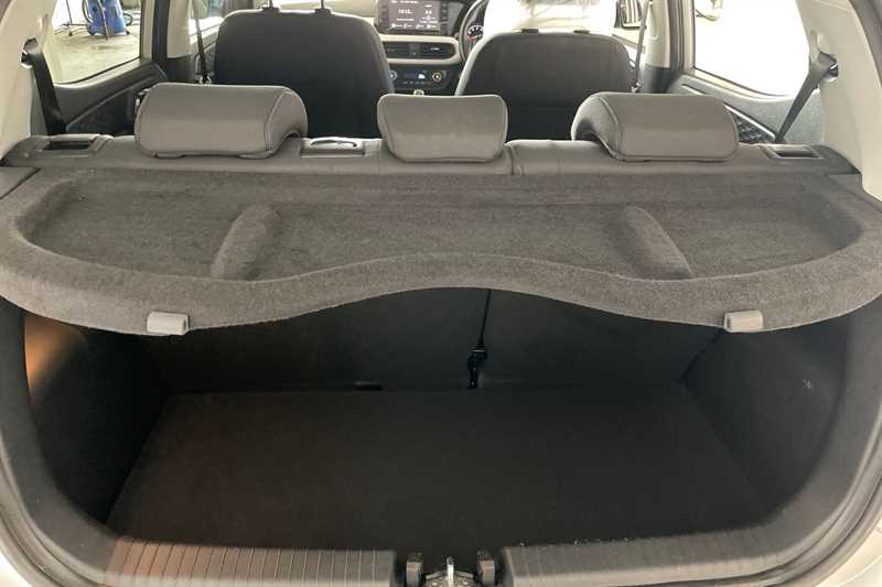 Used Hyundai i10 2023 for sale - 76096126: Photo 24
