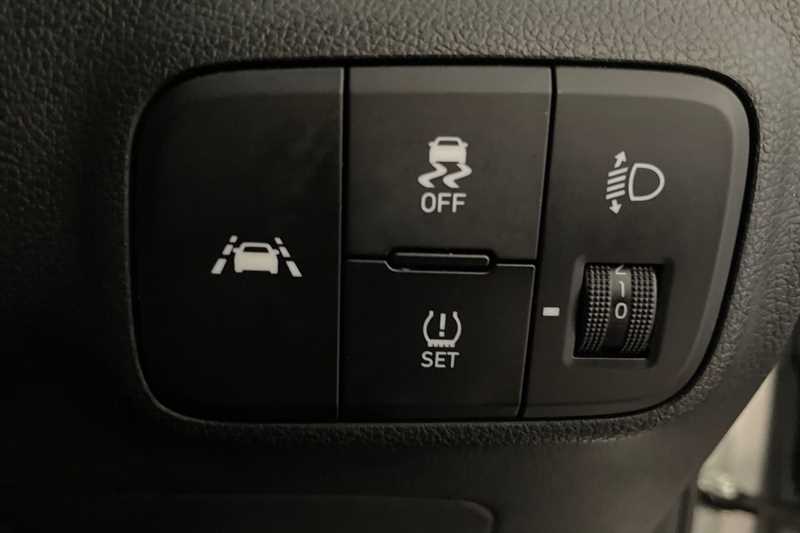 Used Hyundai i10 2023 for sale - 76096126: Photo 27